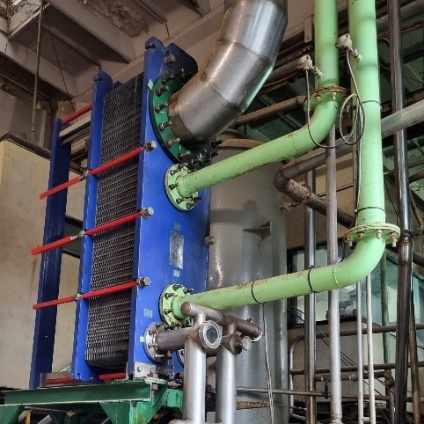 Intercambiador de calor de placas en instalación industrial